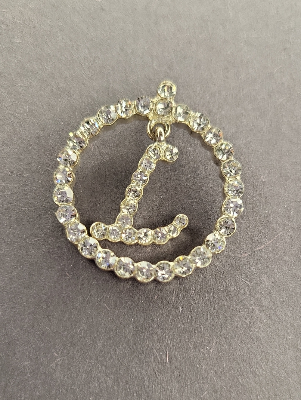 Crystal Initial 'L' Pendant